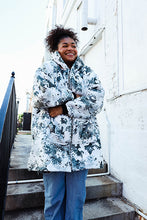 Load image into Gallery viewer, SNOWSTORM Hoodie